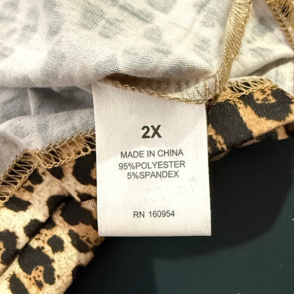 NEW Kay + Jay Leopard Print Top, Size 2X, Black and Brown - Picture 4 of 5